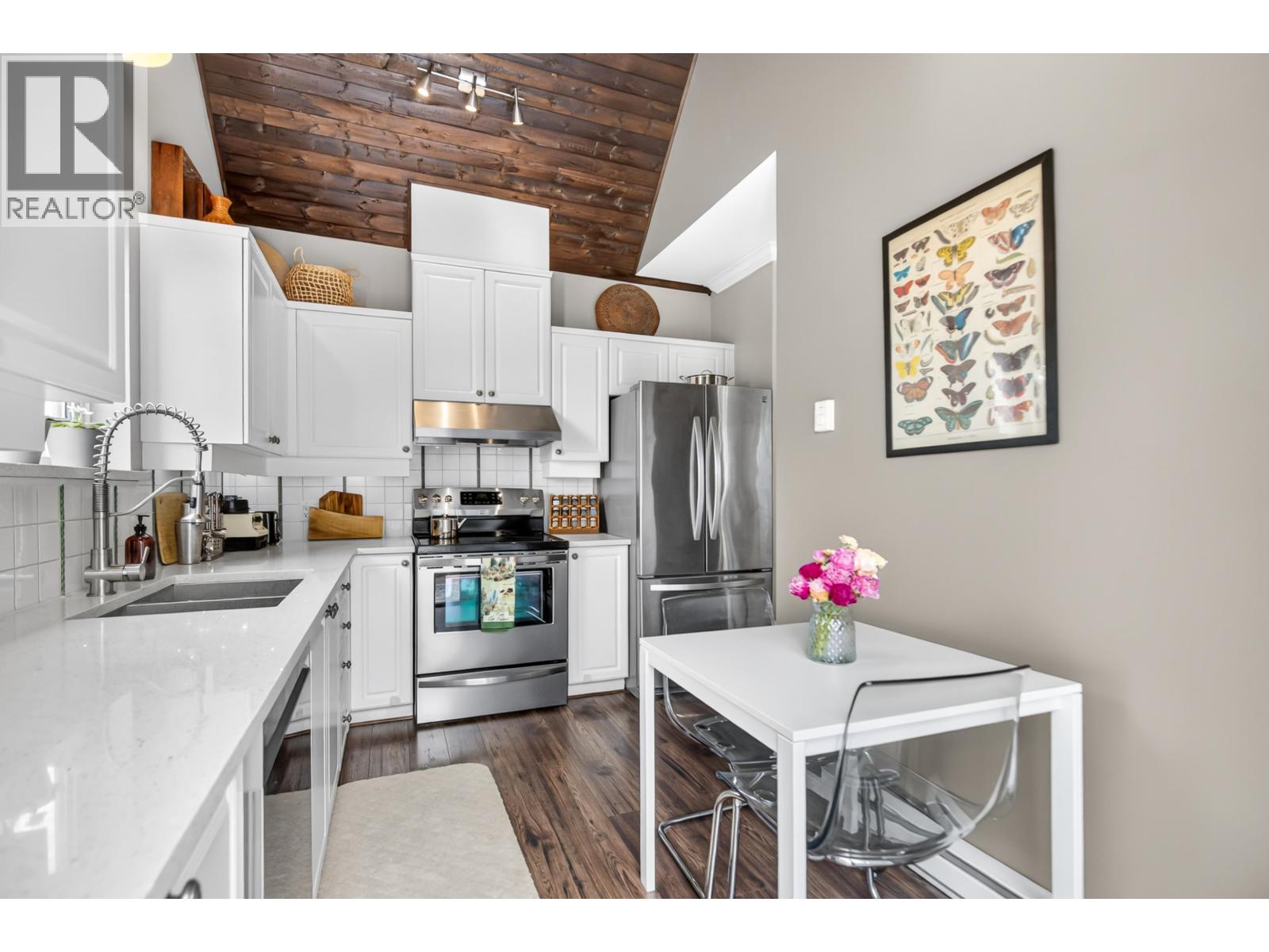 403 19091 MCMYN ROAD, Pitt Meadows