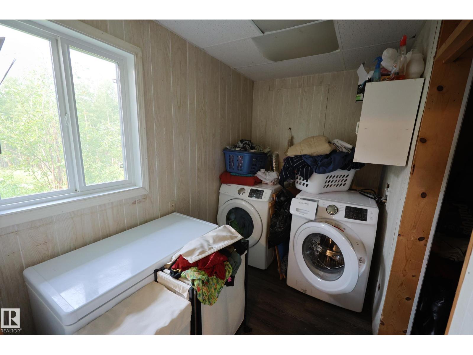 56512 RGE ROAD 23 - 22