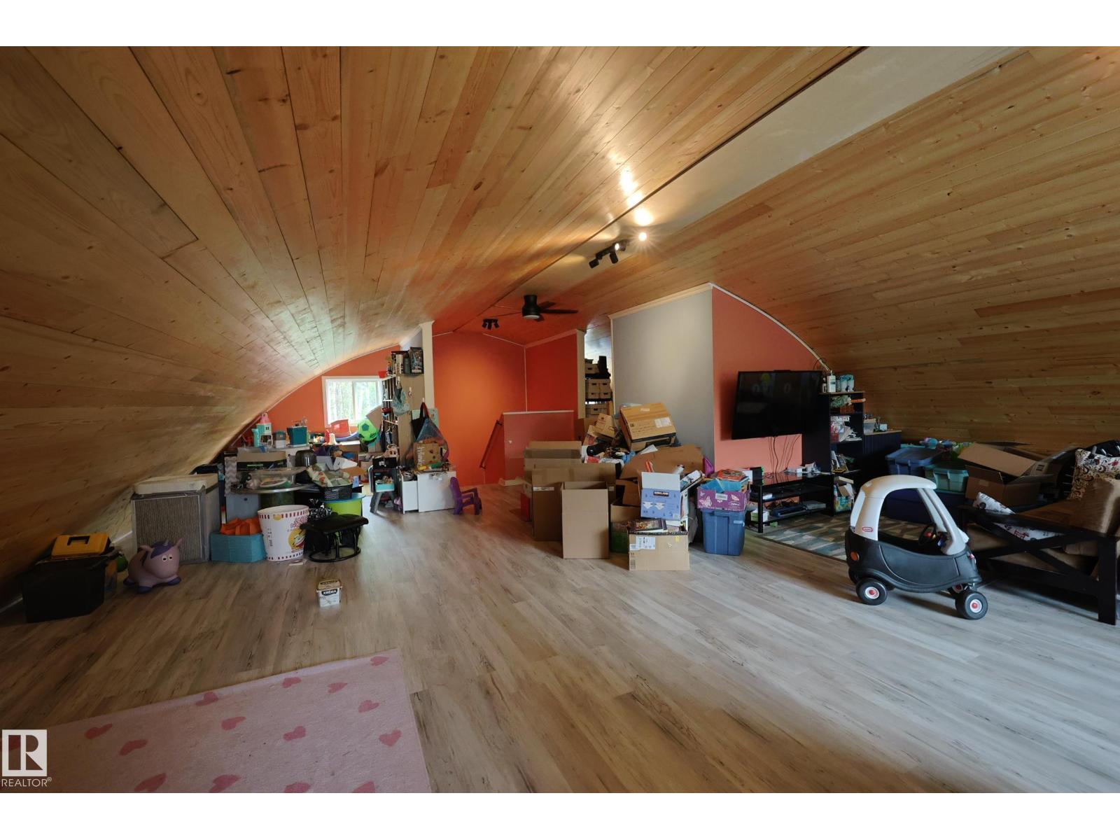 56512 RGE ROAD 23 - 33