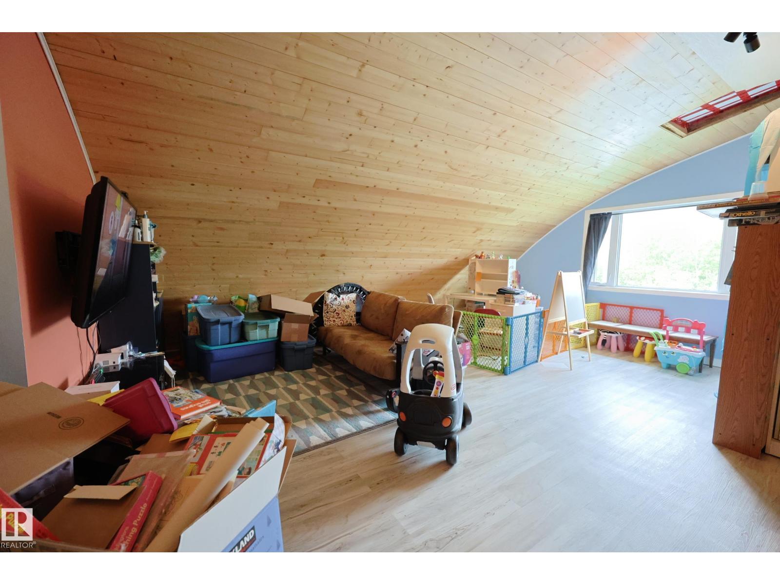 56512 RGE ROAD 23 - 34