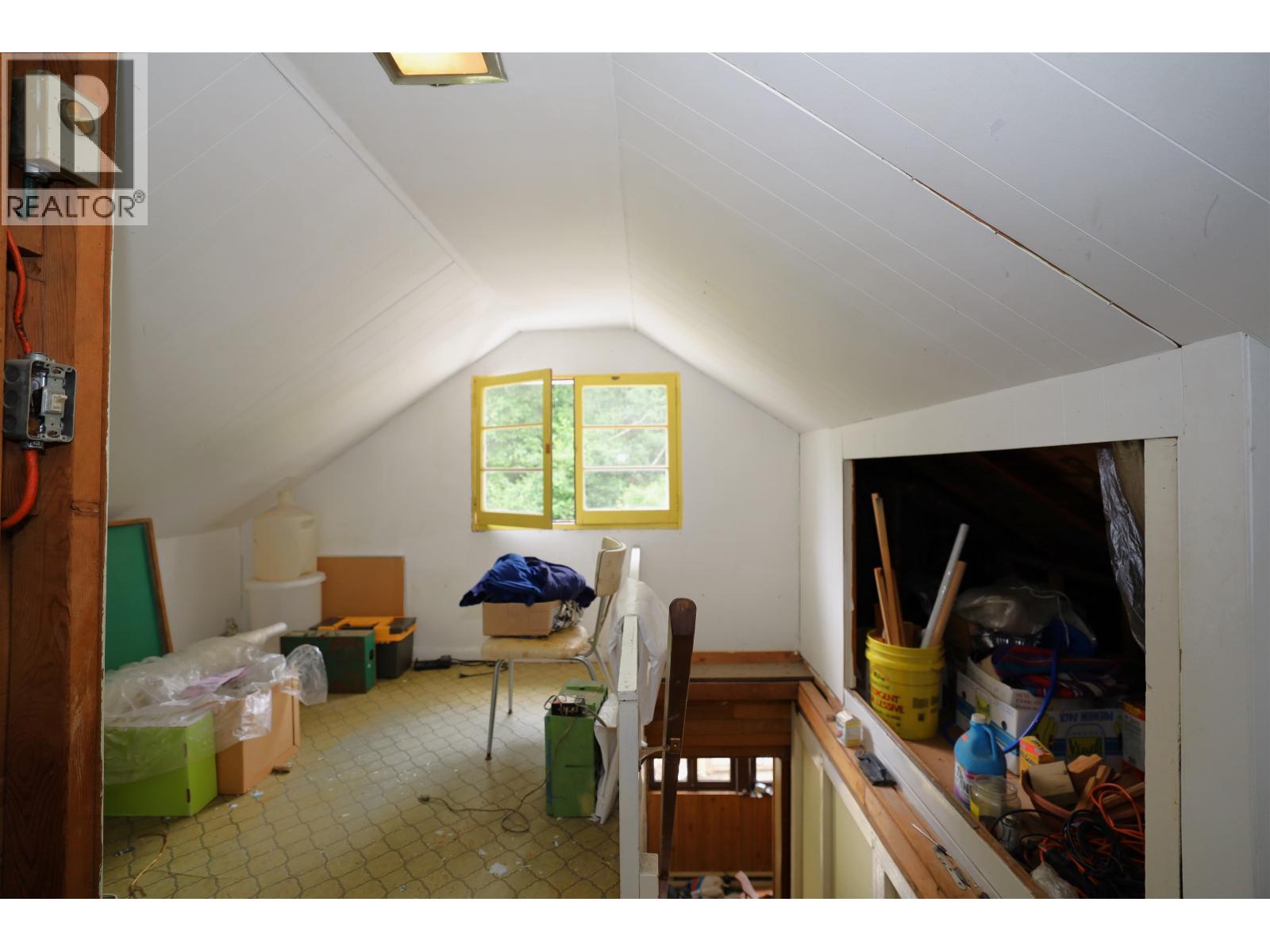 667 DOUGALL ROAD, Gibsons