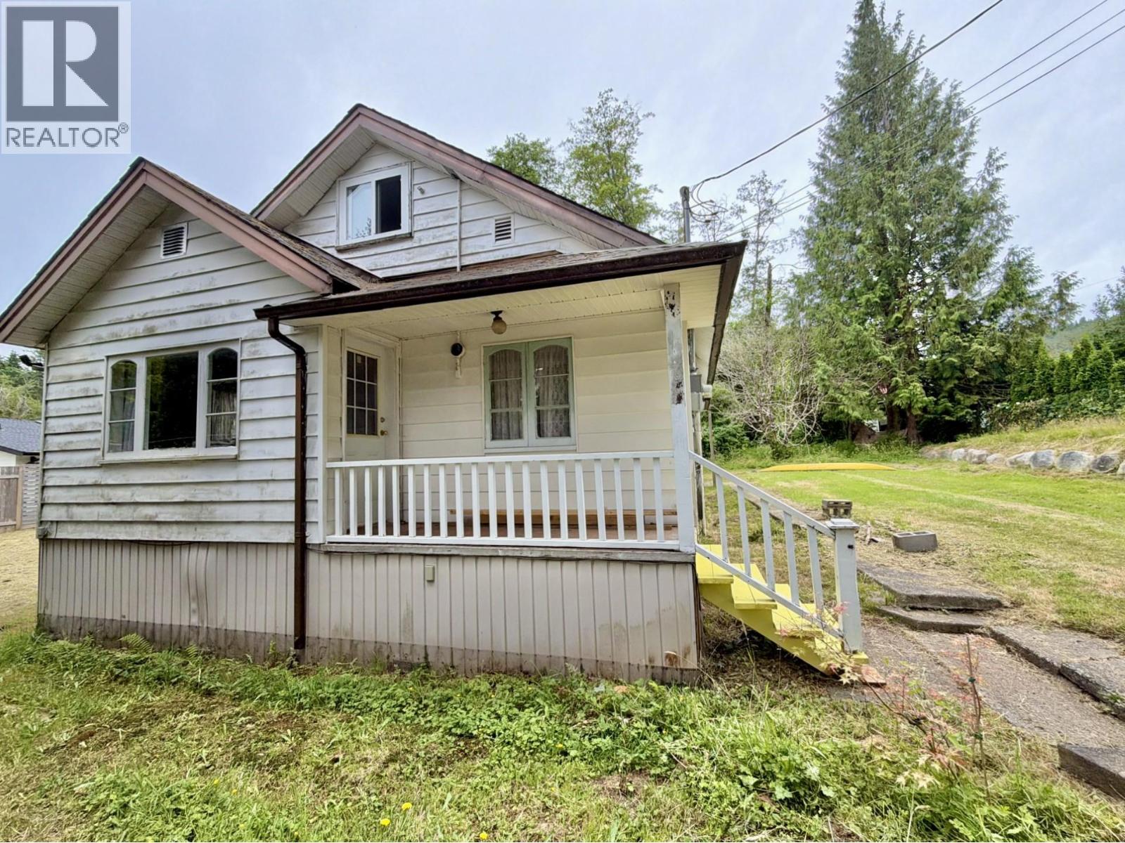 667 DOUGALL ROAD, Gibsons