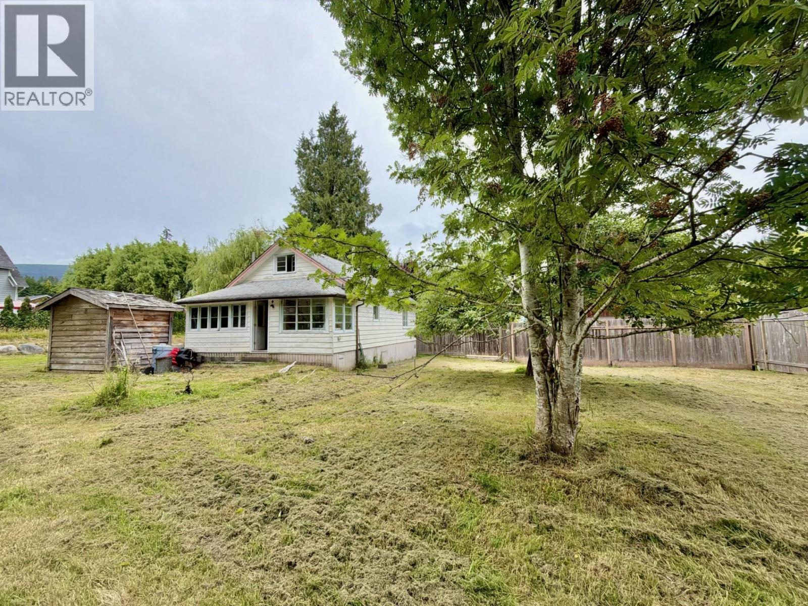 667 DOUGALL ROAD, Gibsons