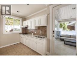 2353 Orchard Lane, West Vancouver, BC V7V4X6 Photo 29