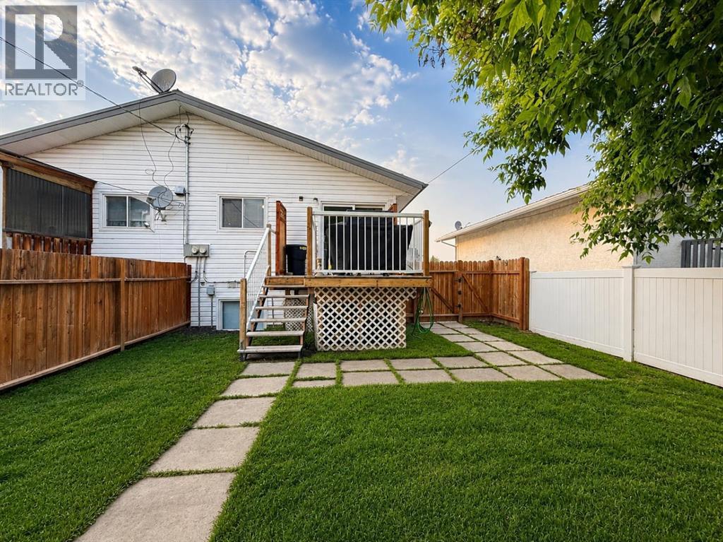 2119 23 Ave Close - 25