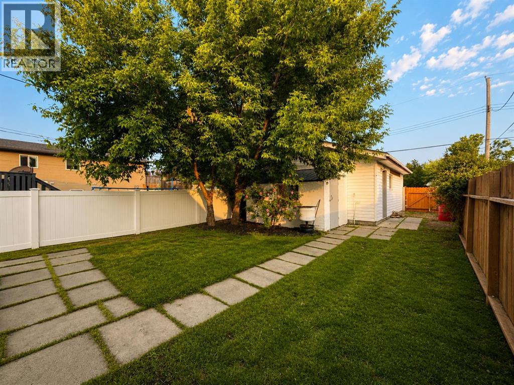 2119 23 Ave Close - 27