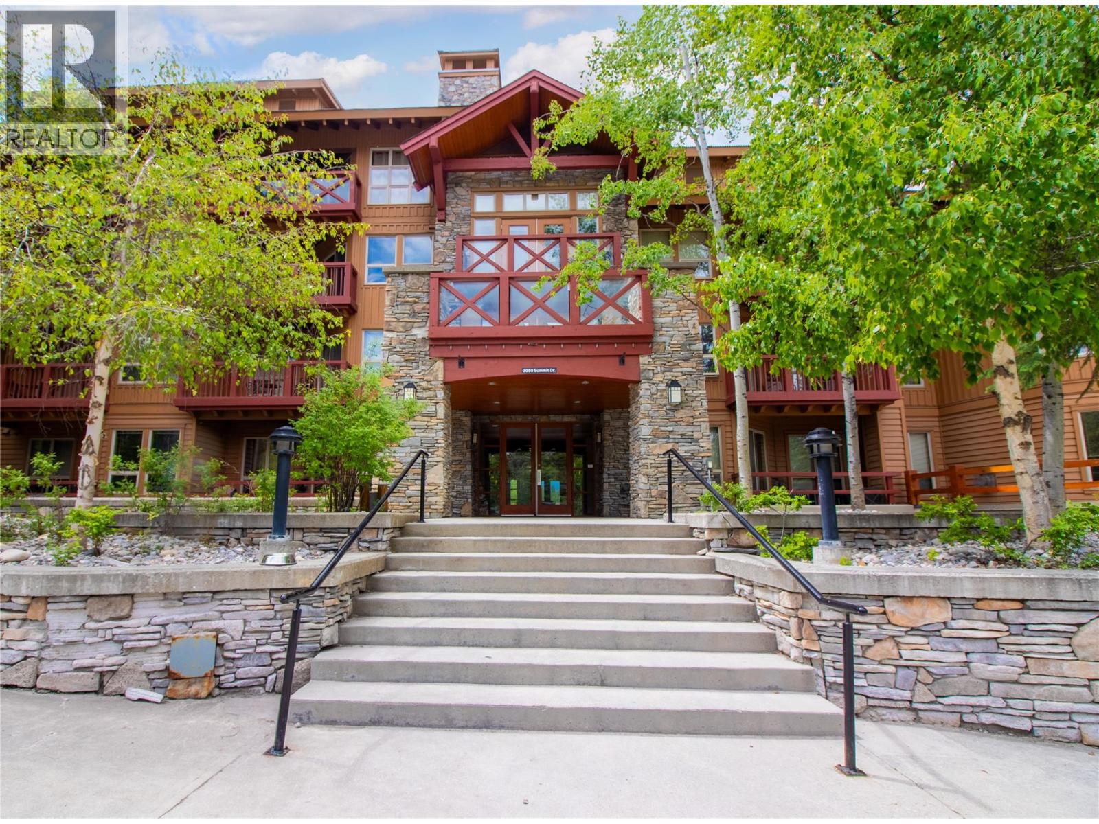 #309 2080 Summit Drive - 21