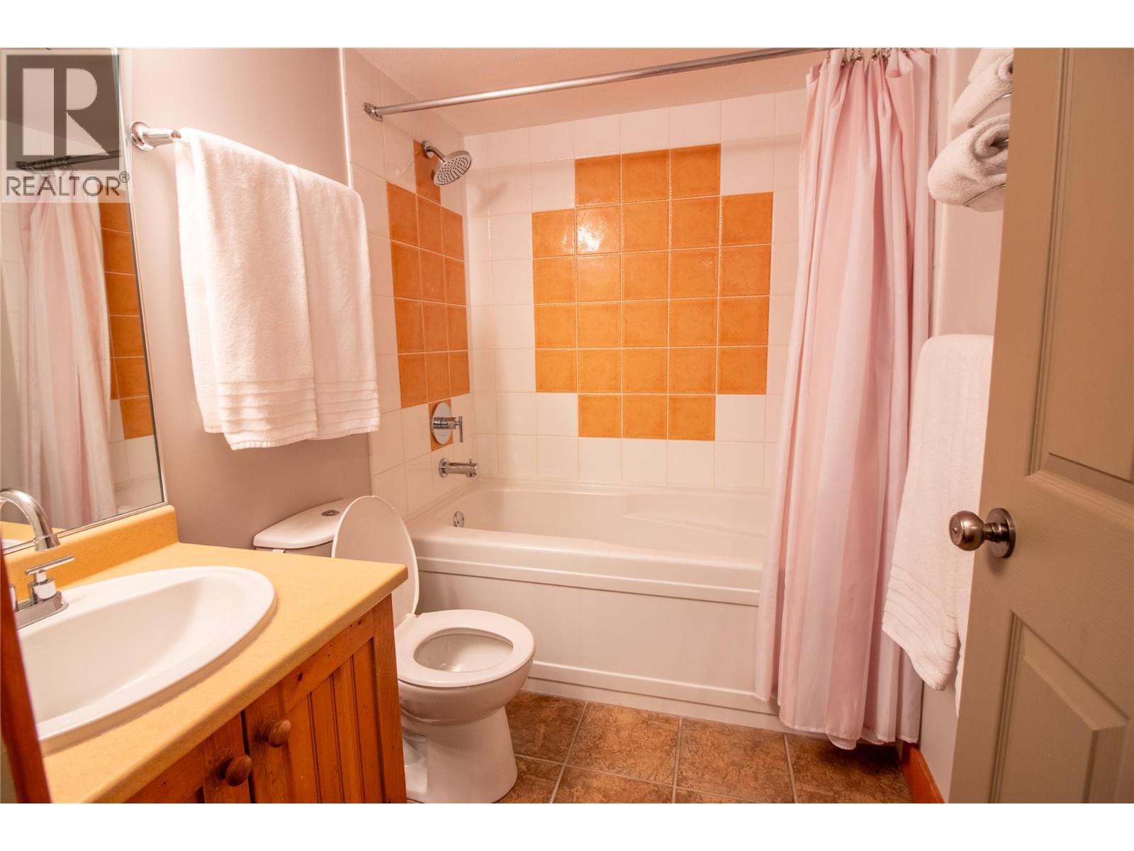 #309 2080 Summit Drive - 14