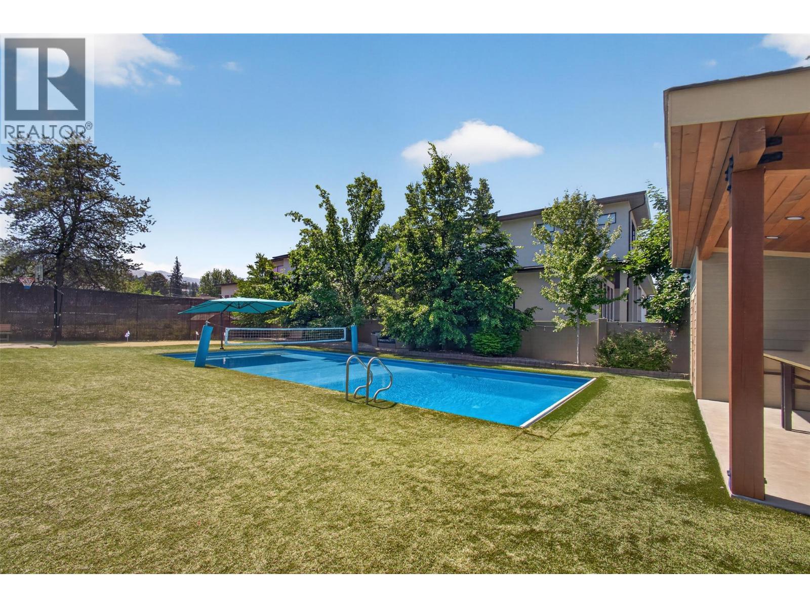 4588 Raymer Road - 30