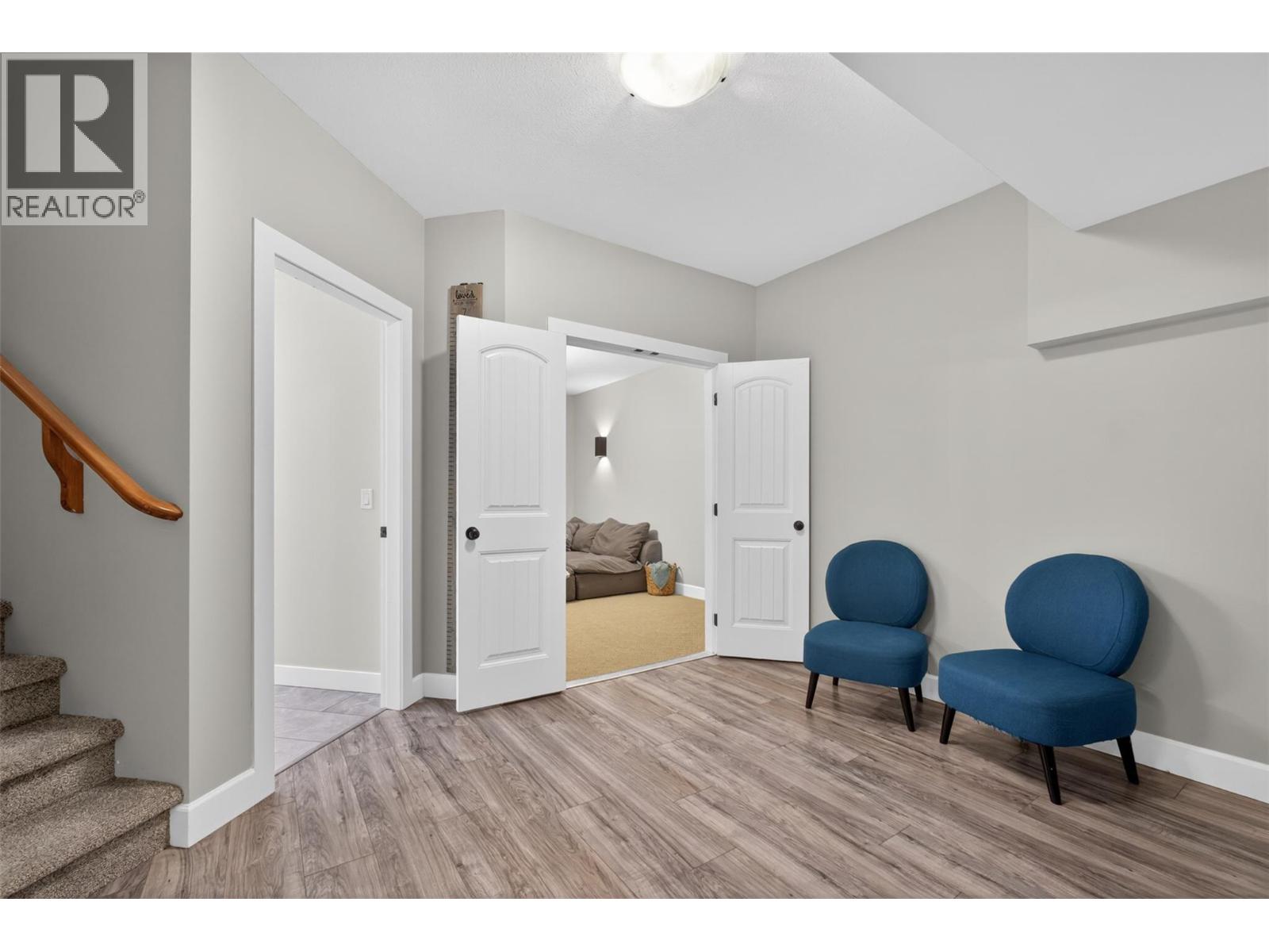 4588 Raymer Road - 51