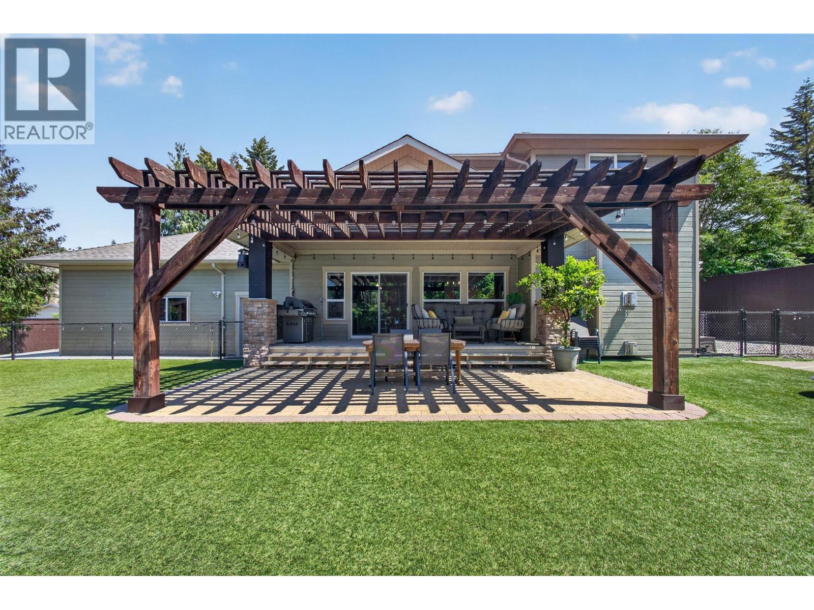 4588 Raymer Road - 45