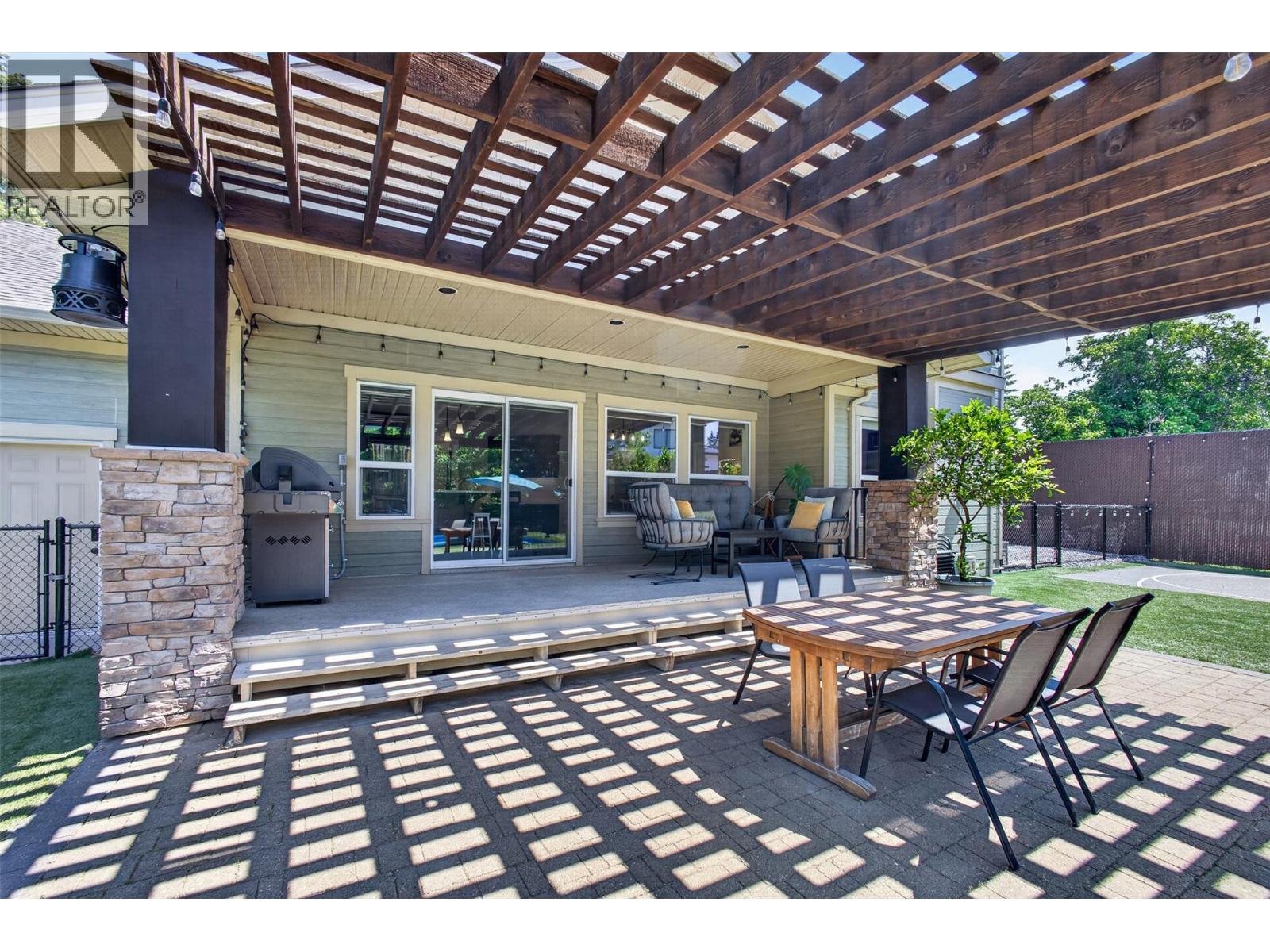 4588 Raymer Road - 44