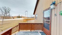 5 Middle Drive, Winnipeg Beach, MB R0C3G0 Photo 47