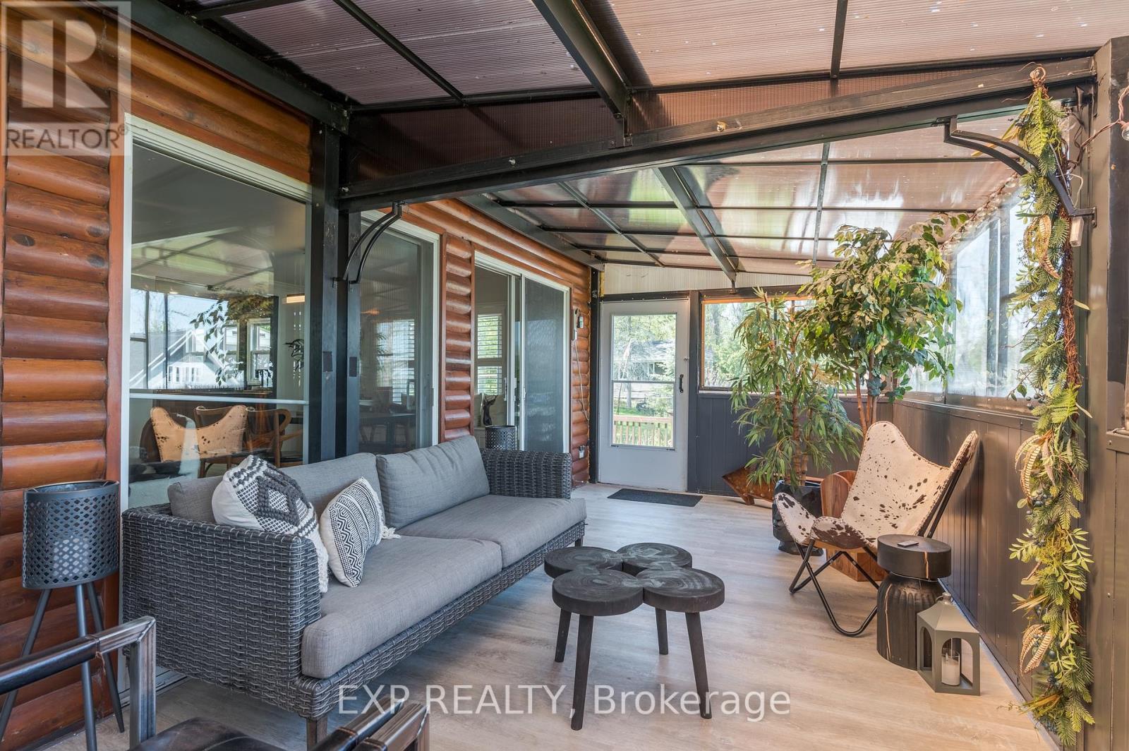 #30 6108 CURTIS POINT ROAD - 20
