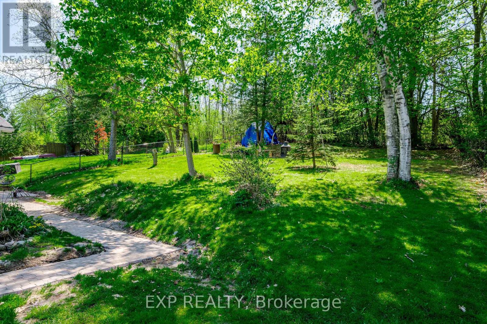#30 6108 CURTIS POINT ROAD - 38