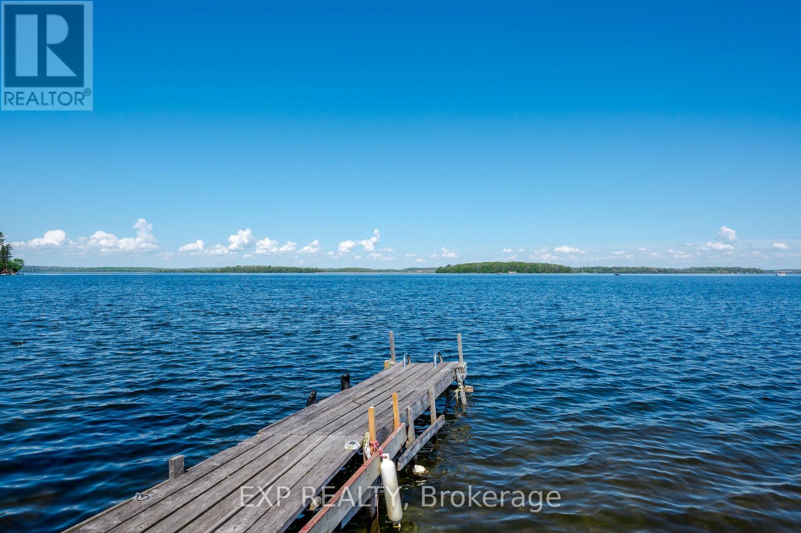 #30 6108 CURTIS POINT ROAD - 41