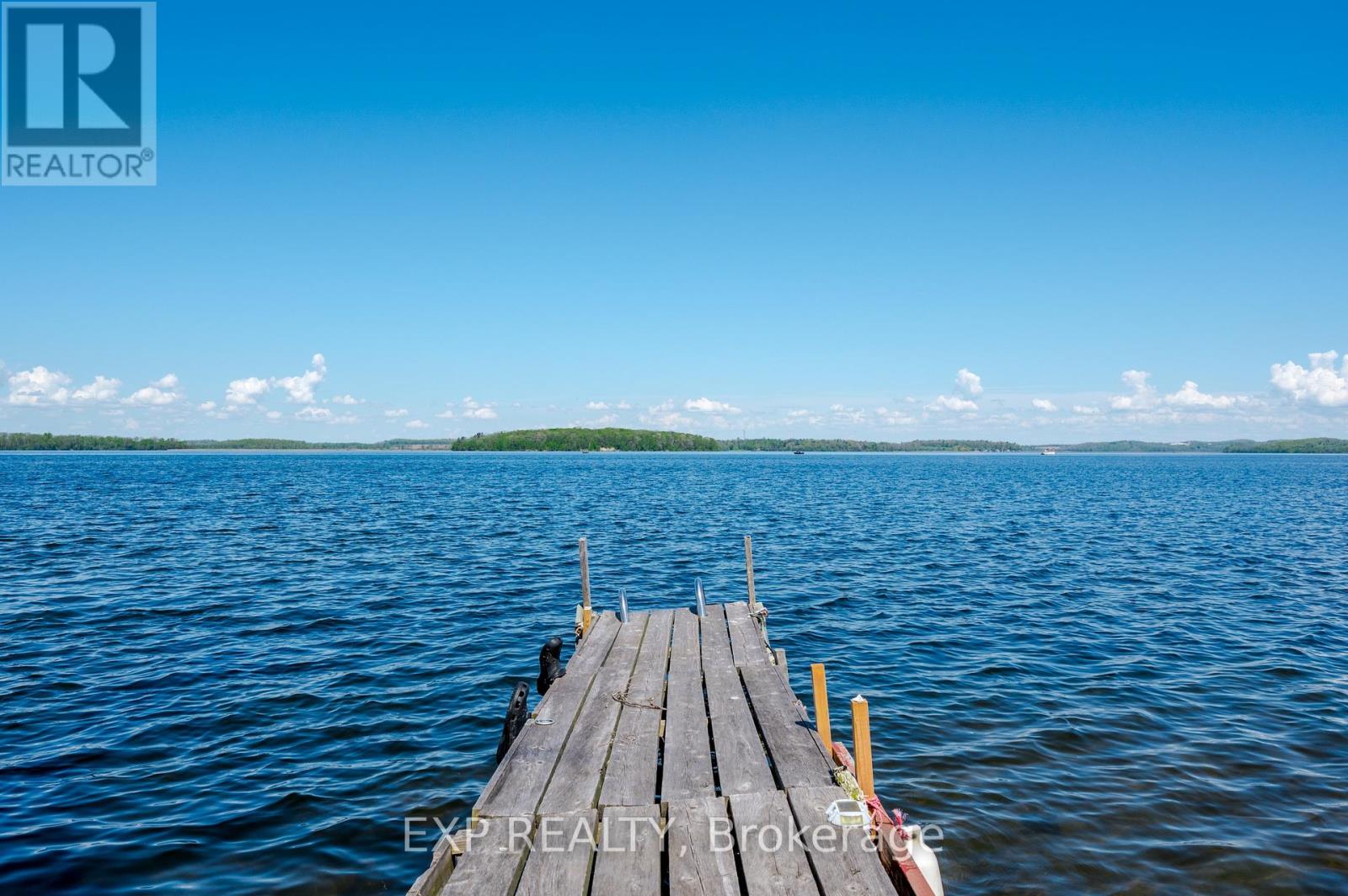 #30 6108 CURTIS POINT ROAD - 42