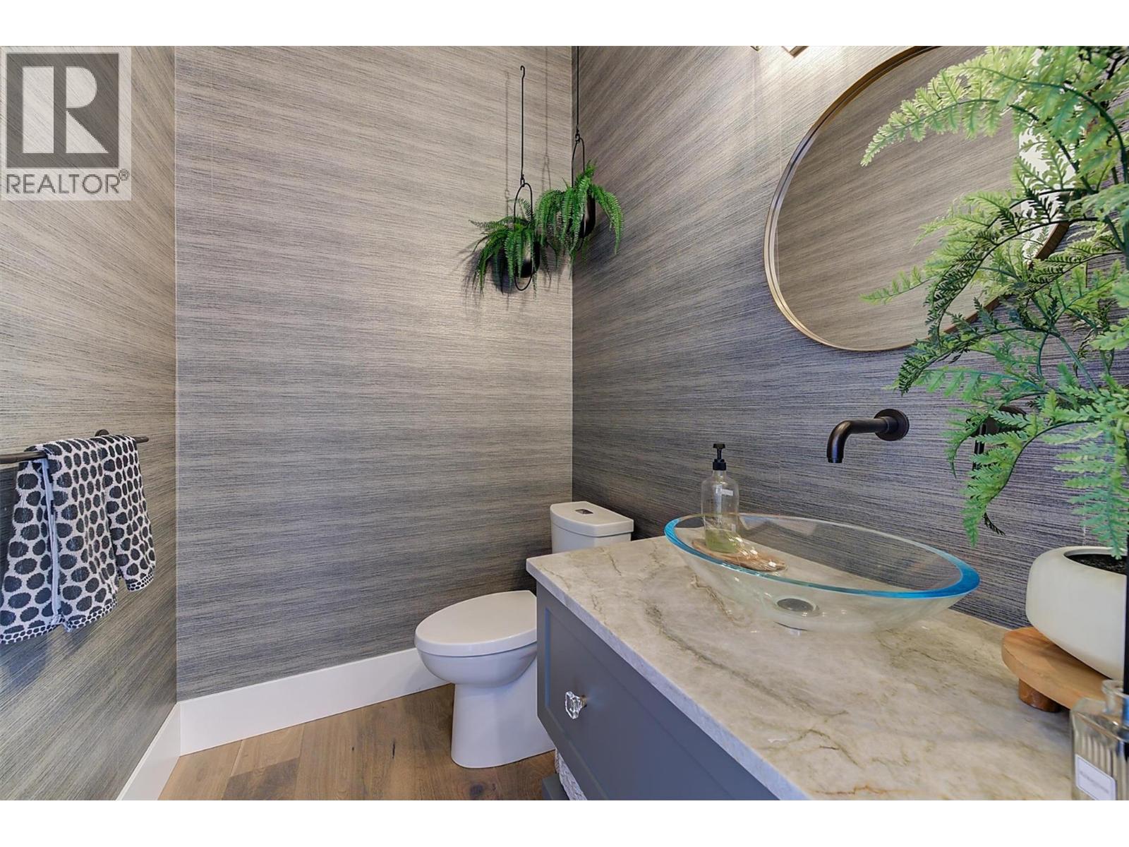 1612 Vincent Place - 44