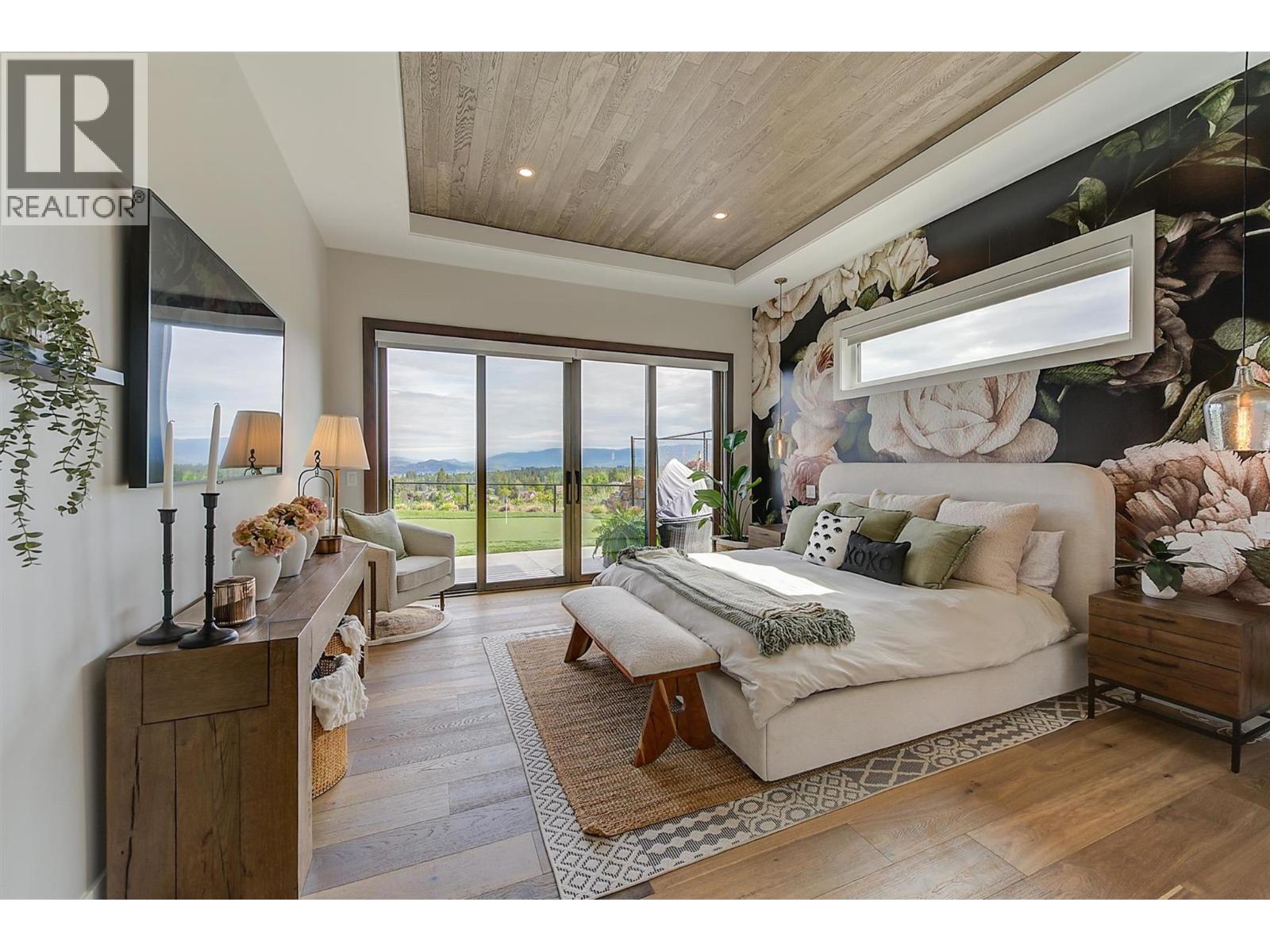  1612 Vincent Place, Kelowna