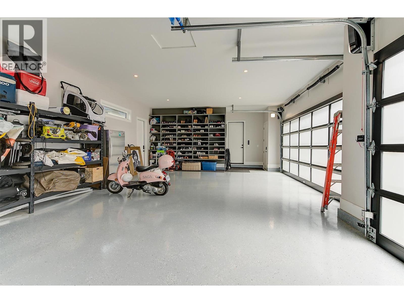  1612 Vincent Place, Kelowna