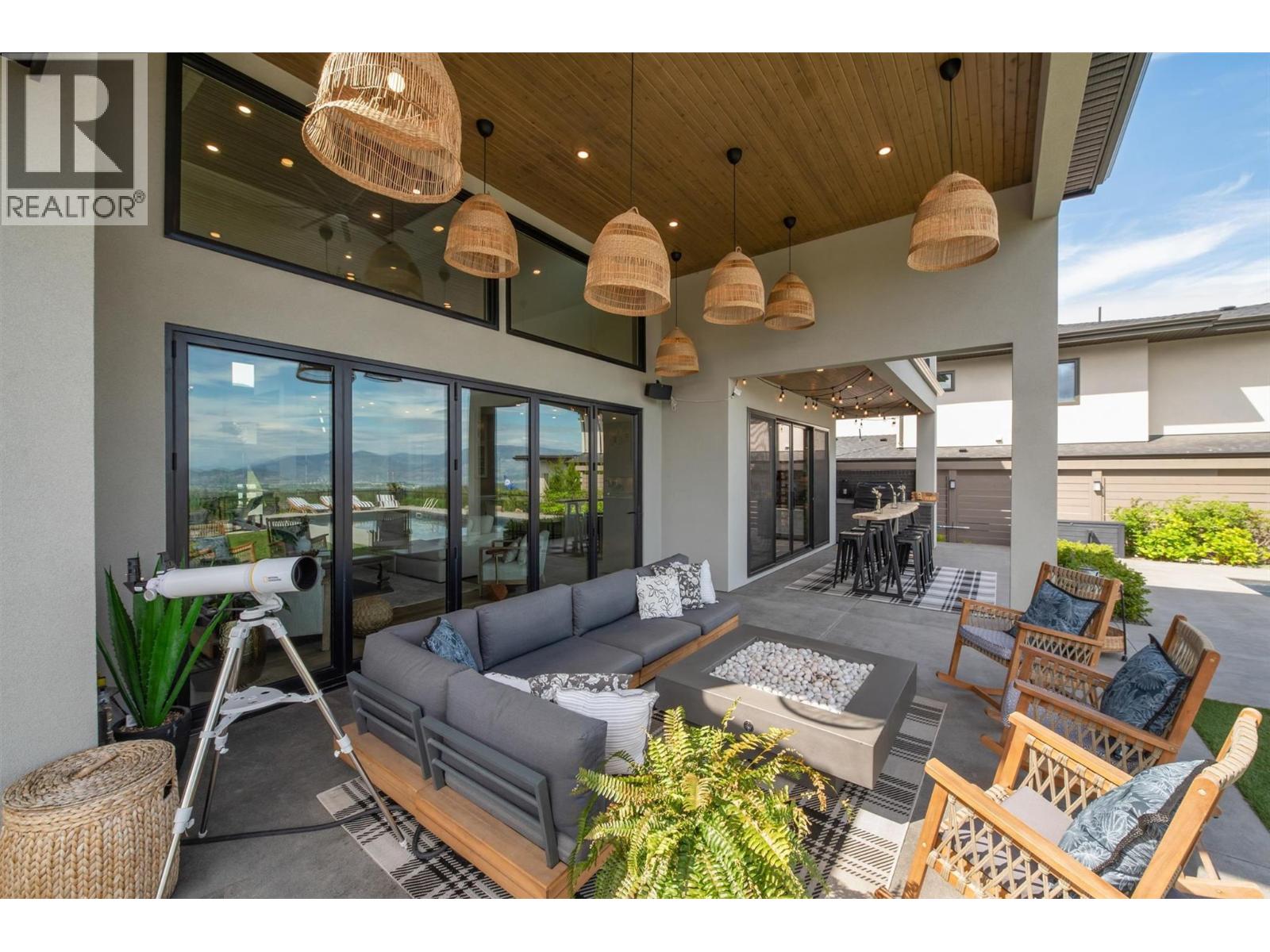  1612 Vincent Place, Kelowna