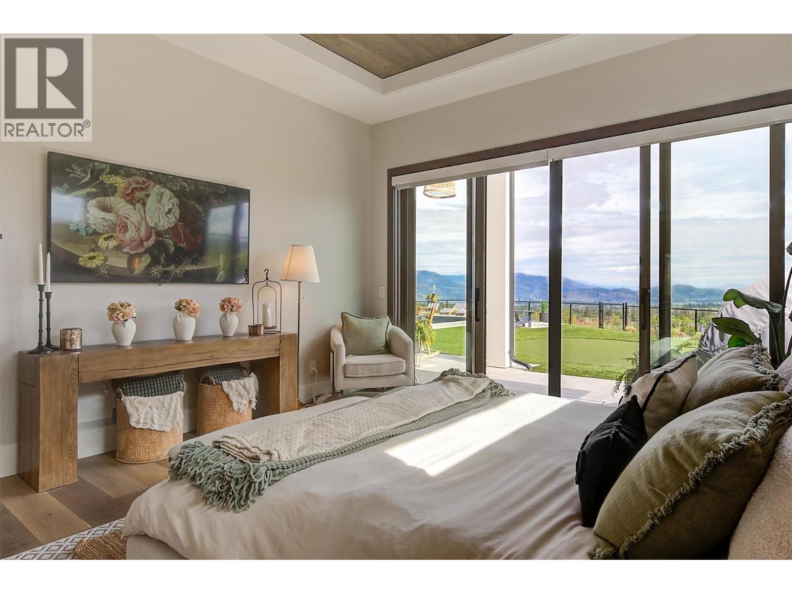  1612 Vincent Place, Kelowna