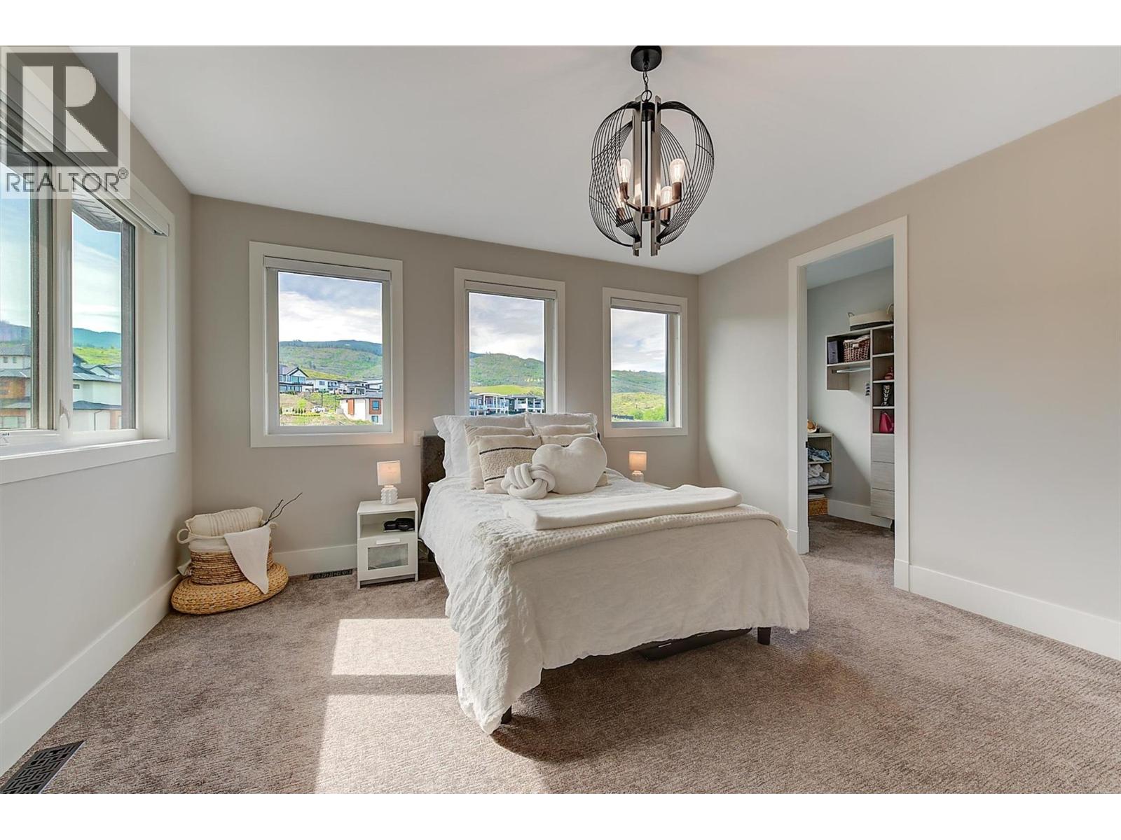  1612 Vincent Place, Kelowna