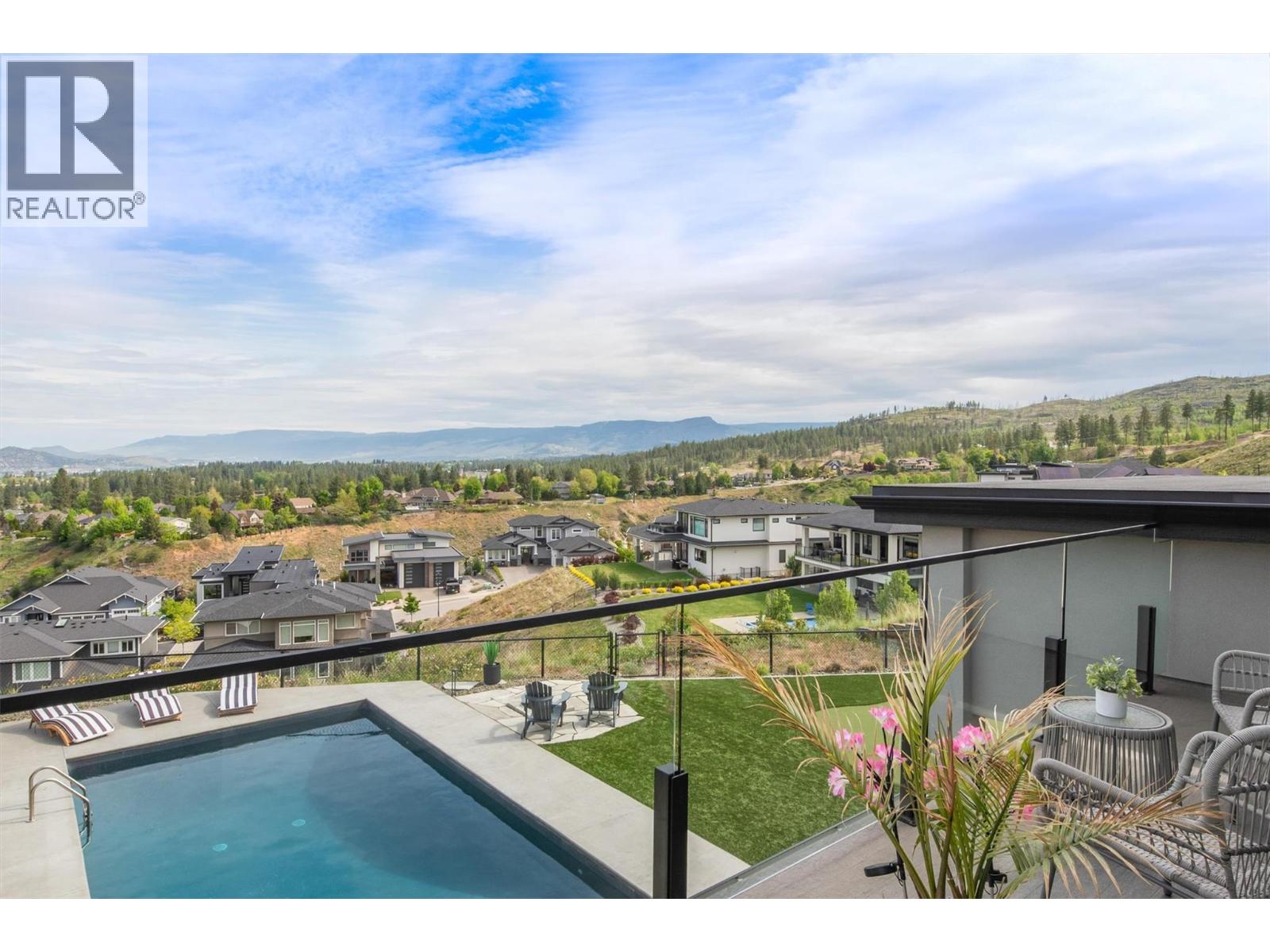 1612 Vincent Place - 69