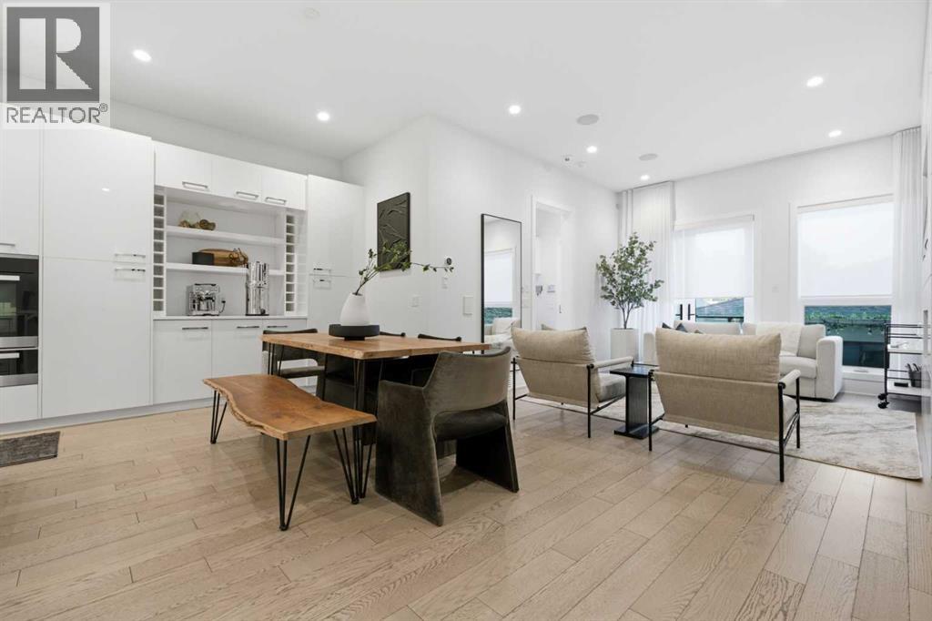 4318 17 Street SW — photo 12