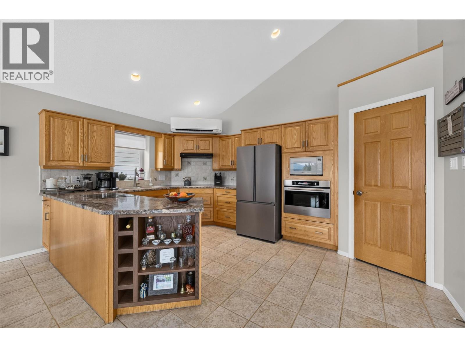 2592 Alpen Paradies Road Unit# 45, Blind Bay