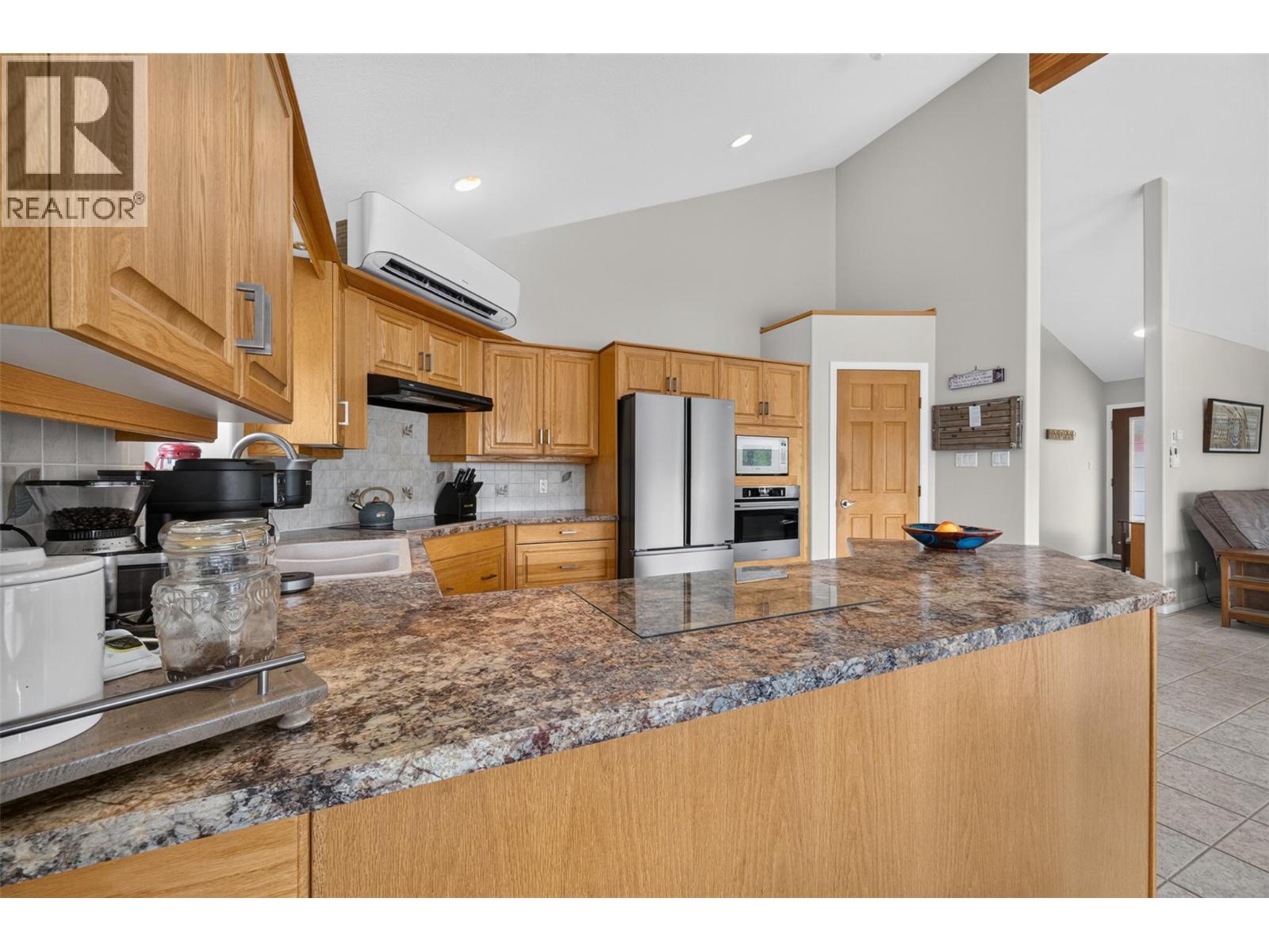 2592 Alpen Paradies Road Unit# 45, Blind Bay