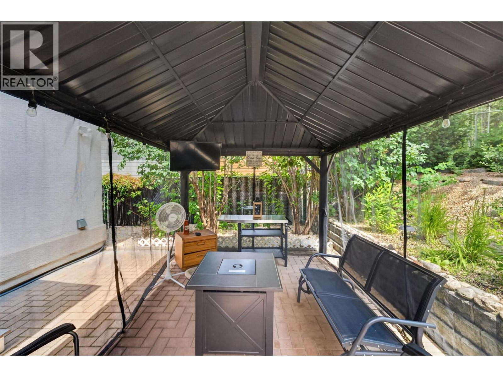 2592 Alpen Paradies Road Unit# 45, Blind Bay