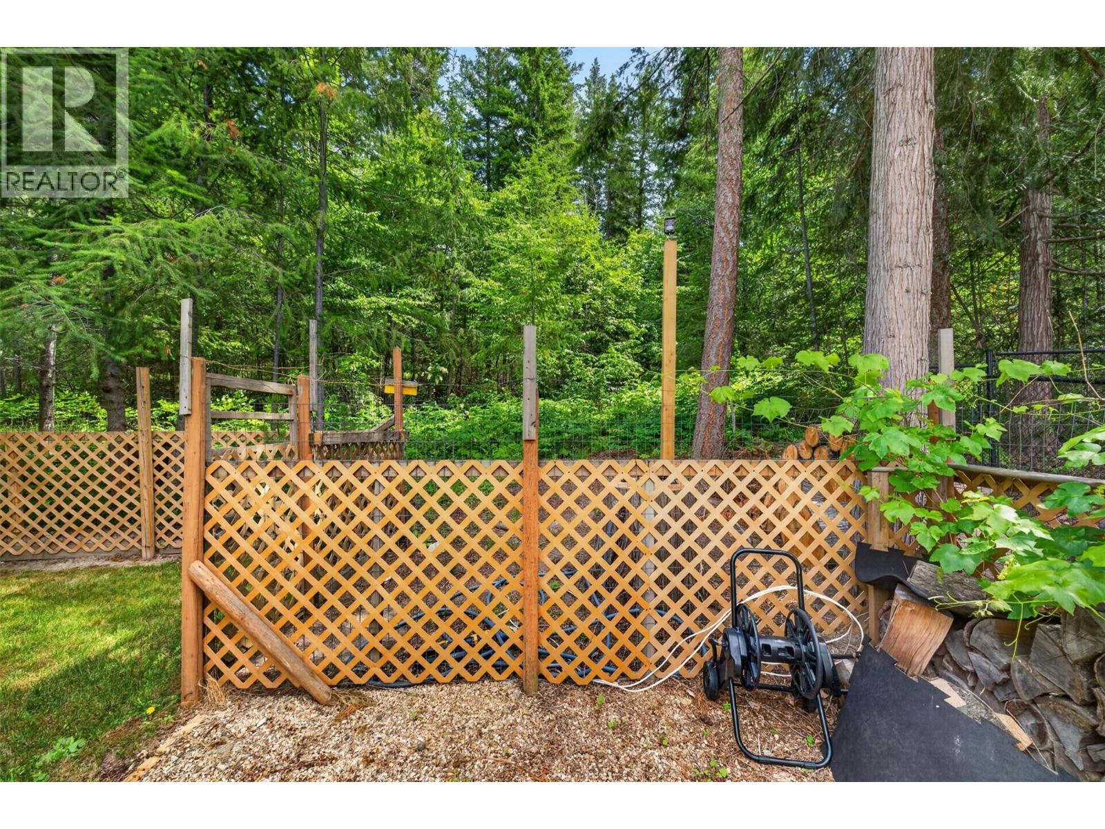 2592 Alpen Paradies Road Unit# 45, Blind Bay