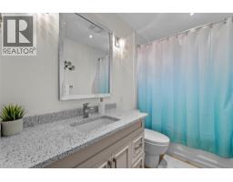 3pc Bathroom - 1515 Robinson Crescent, Kamloops, BC V2C3J2 Photo 12