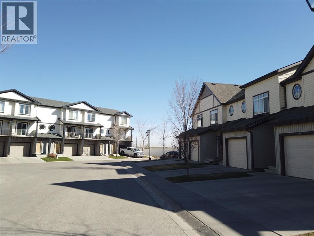 337 COPPERPOND Landing SE - 2