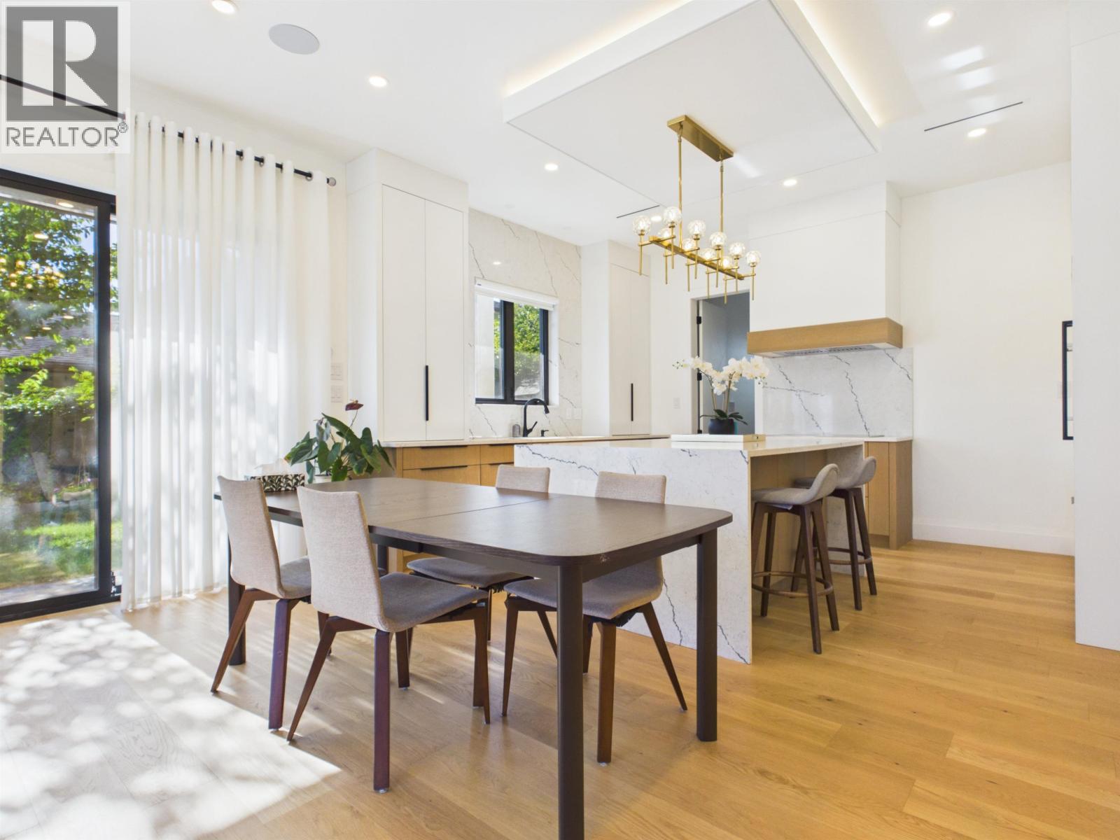 5197 HOLLYWOOD Drive, Richmond