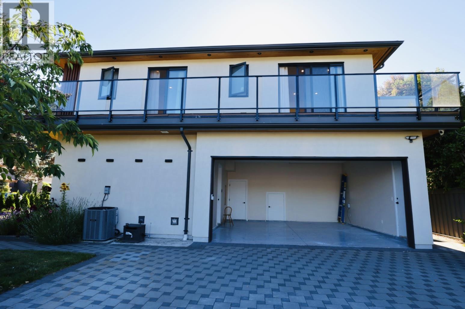 5197 HOLLYWOOD Drive, Richmond