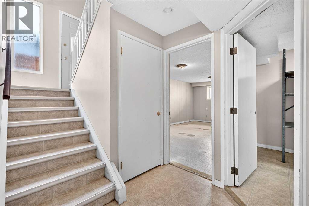 42 Huntford Close NE - 28