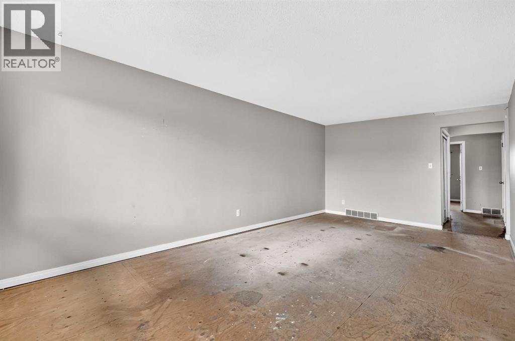 42 Huntford Close NE - 8