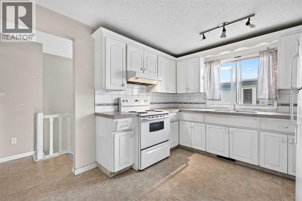 42 Huntford Close NE - 11