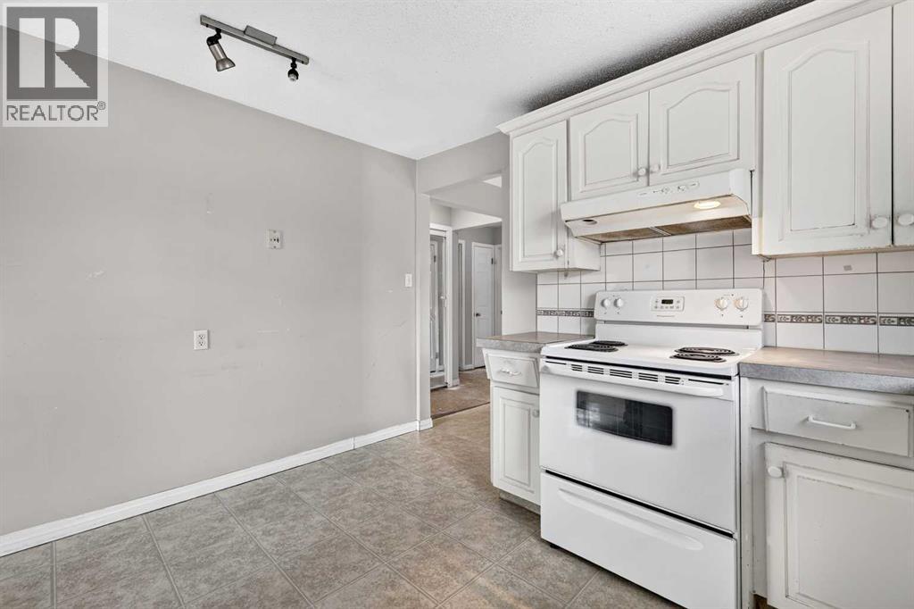 42 Huntford Close NE - 14