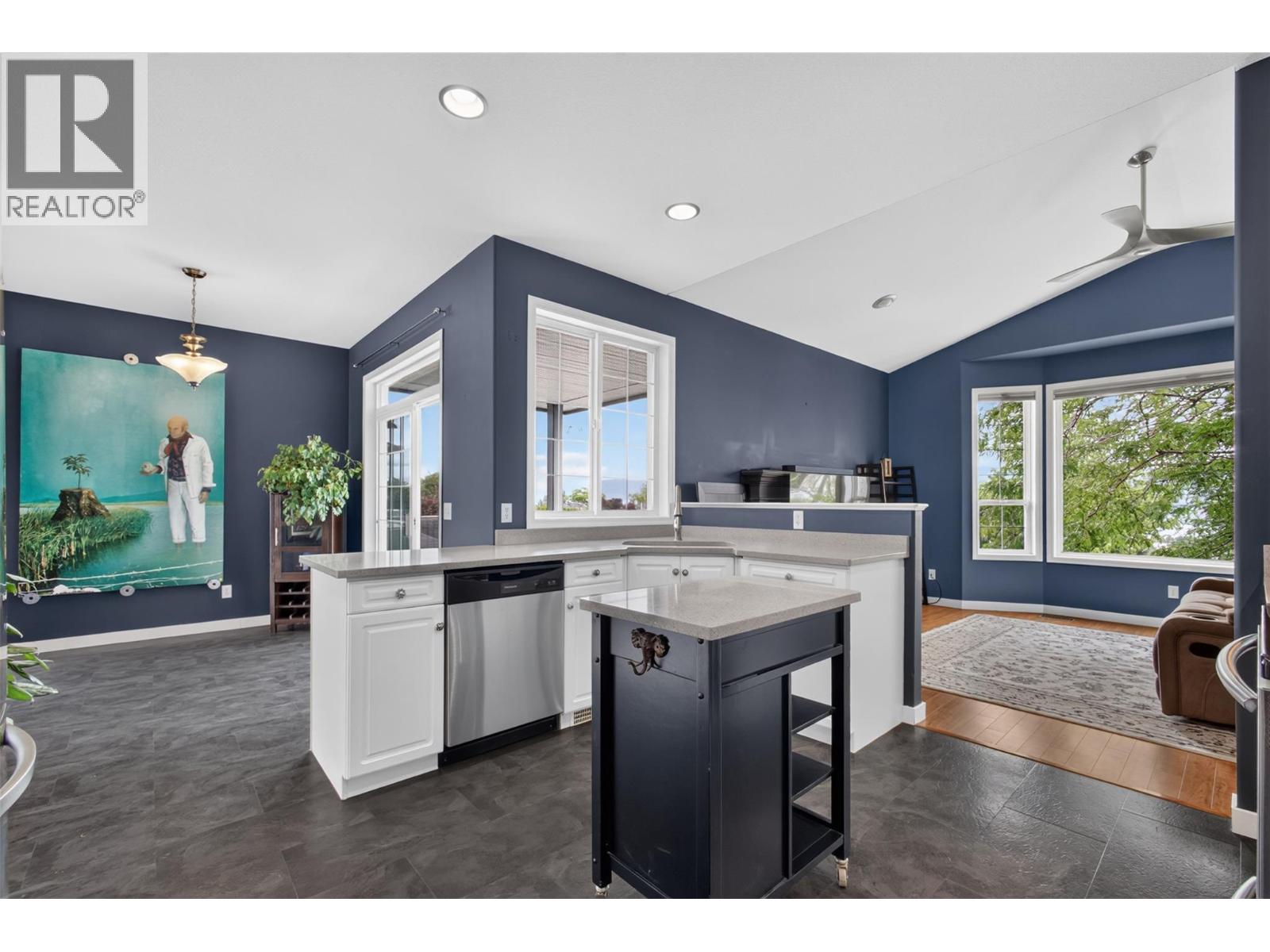  2832 Doucette Drive, West Kelowna