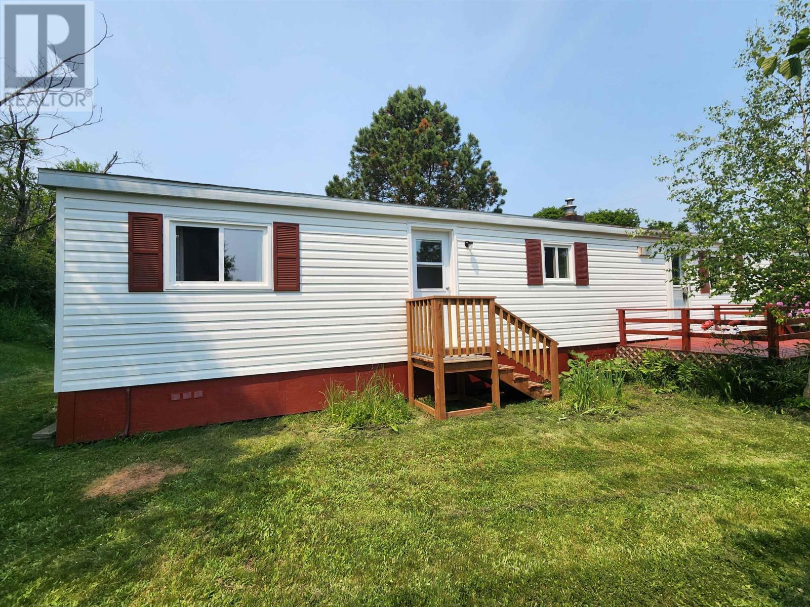 105 Mariner Drive - Image 28