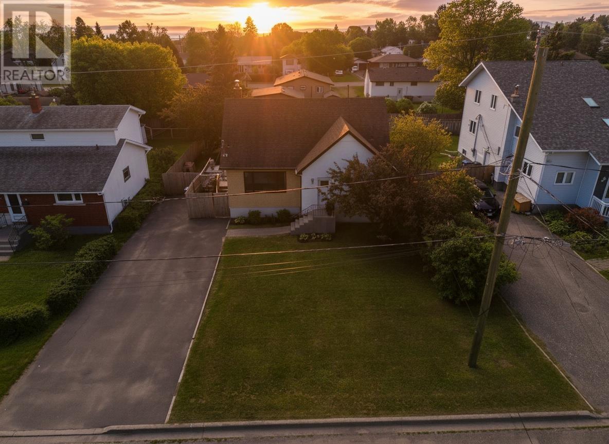 79 VERA AVE - 2