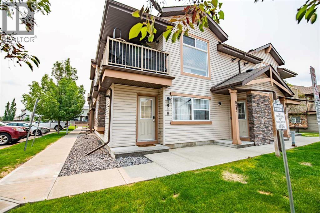 #915 31 Jamieson Avenue - 1