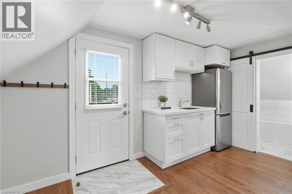 410 BEACH Boulevard - 11