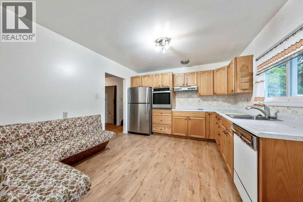 7315 5 Street SW - 7