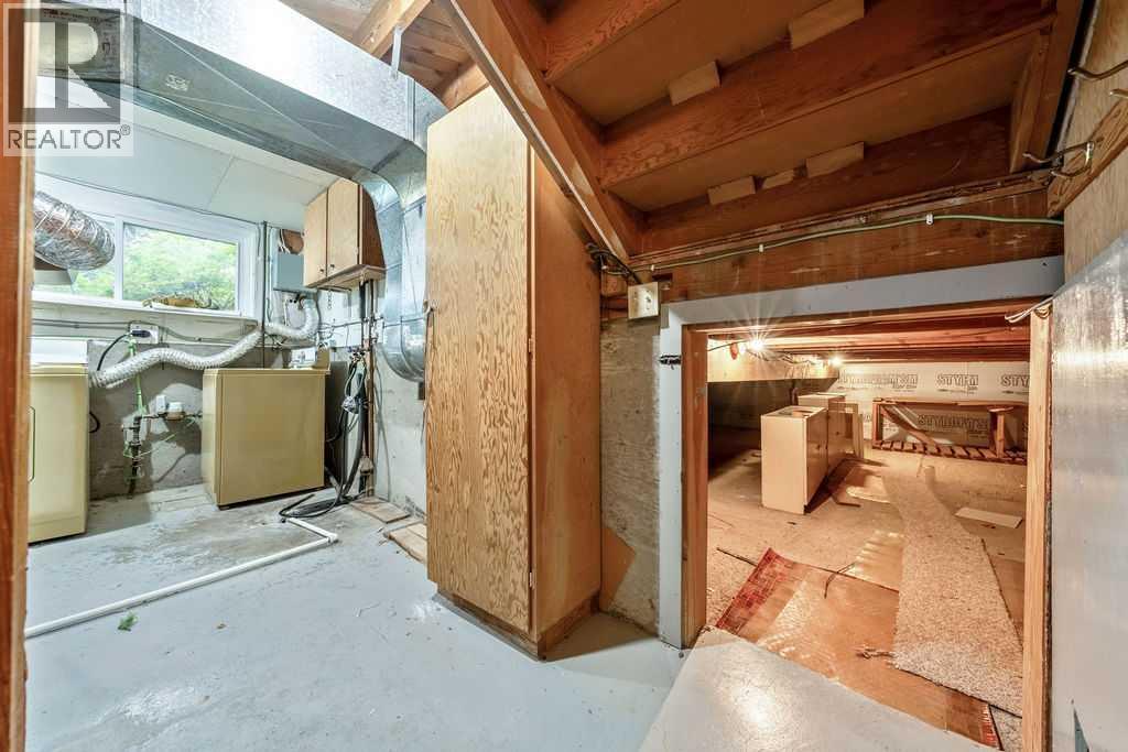 7315 5 Street SW - 18