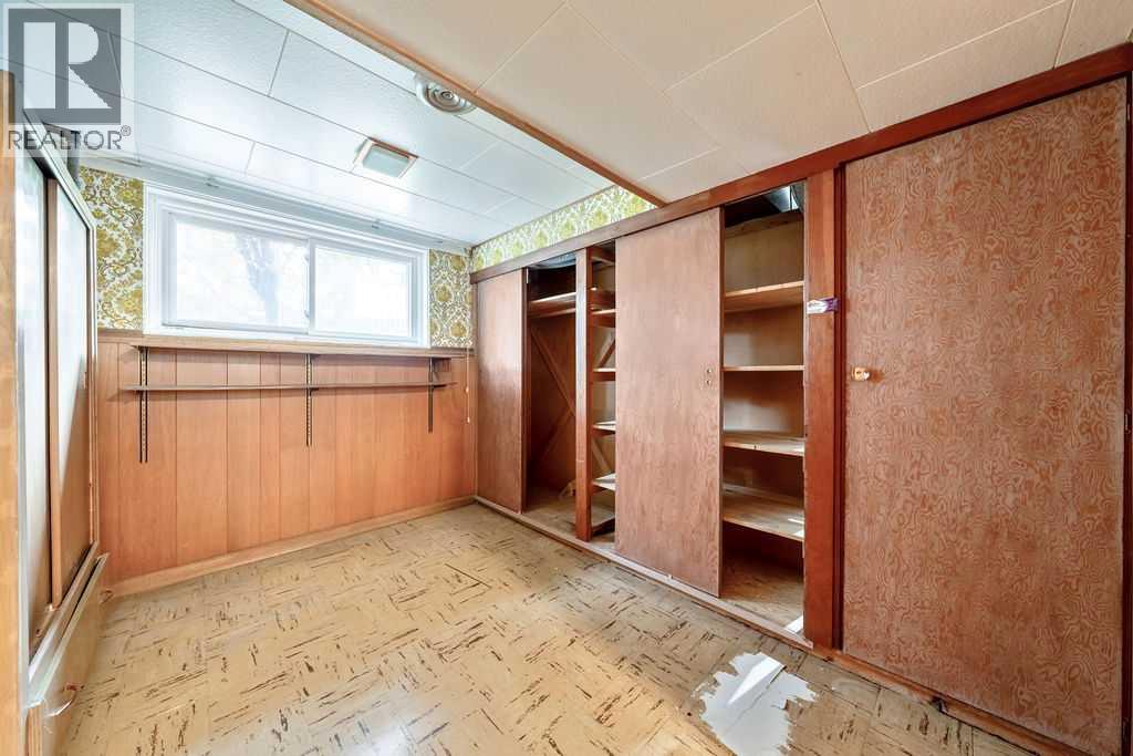 7315 5 Street SW - 17