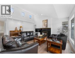 5pc Ensuite bath - 2584 Arthur Road, Kelowna, BC V1V2B7 Photo 14